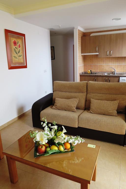 Apartamentos Turisticos Las Yucas Torre Del Mar Exterior foto