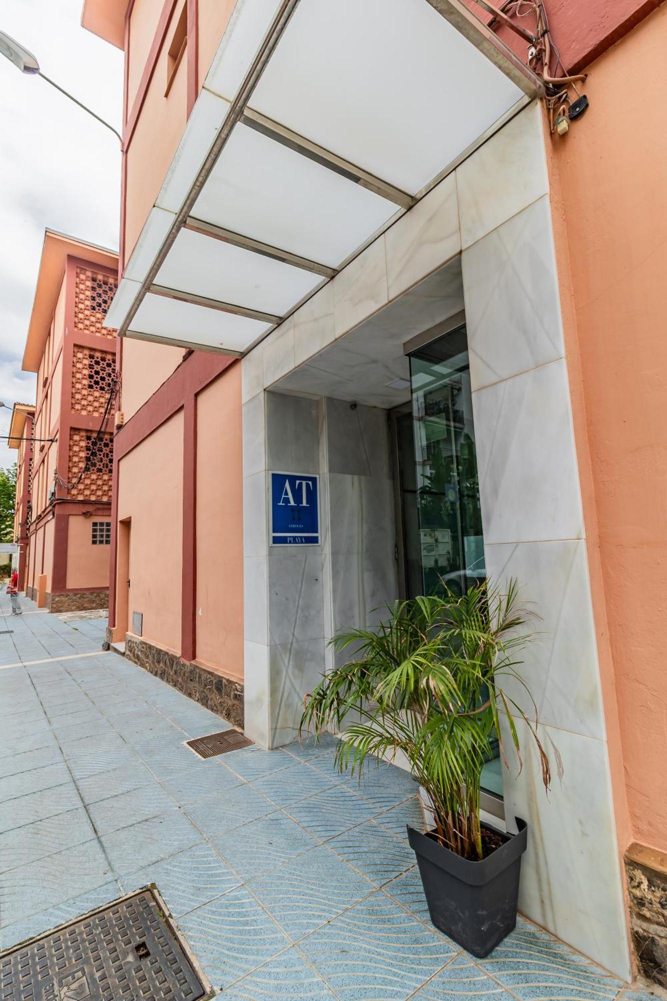 Apartamentos Turisticos Las Yucas Torre Del Mar Exterior foto